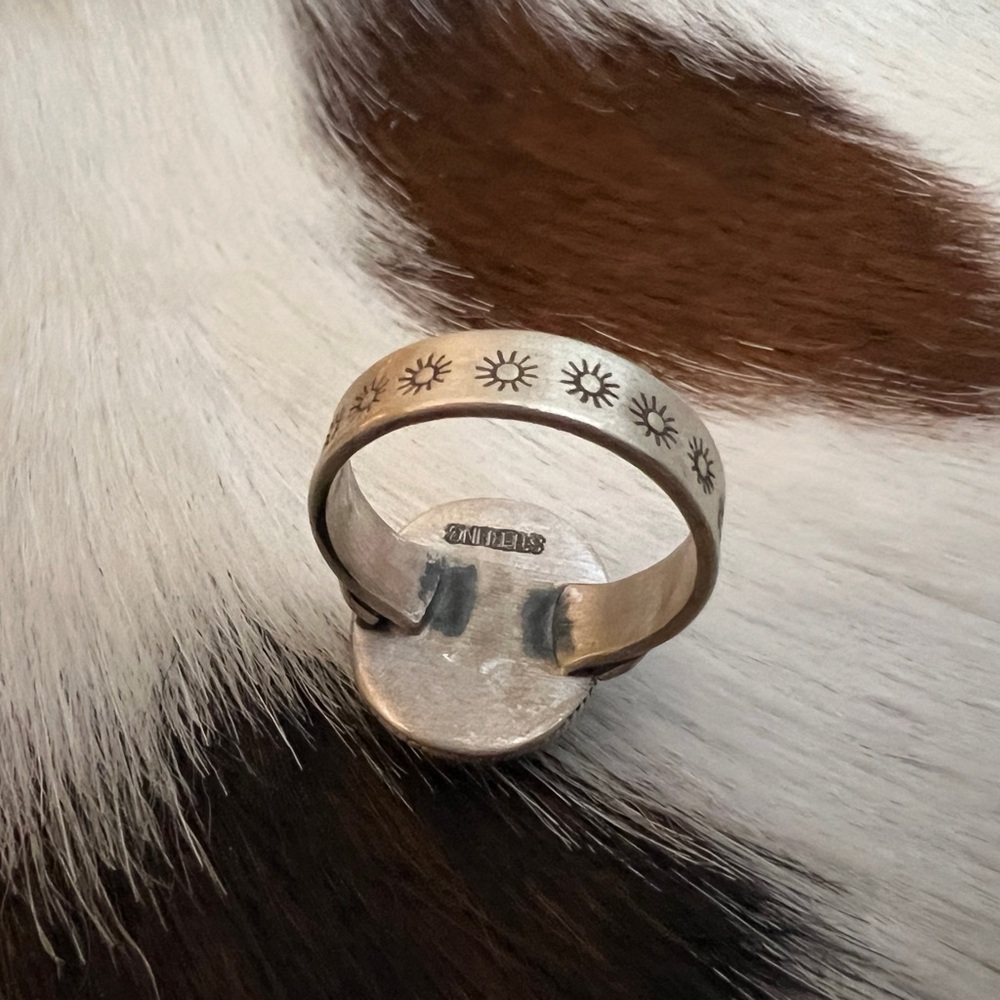 ❤️ #8 Turquoise Navajo Style Hand Stamped Decorative 5mm Band Ring Size 9 Unisex - Picture 8 of 14